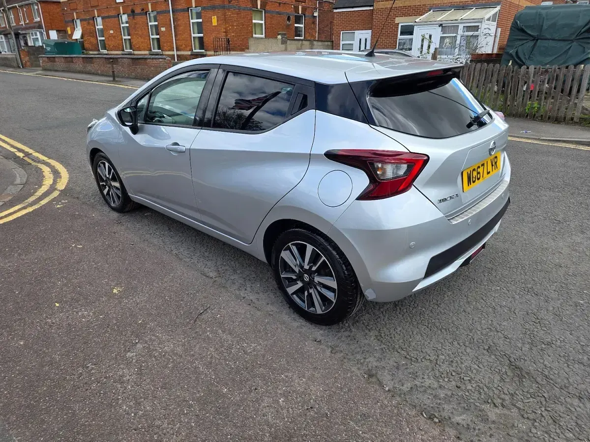 Used Nissan Micra Tekna 90 HP (66 kW) 2017 Silver Hatchback