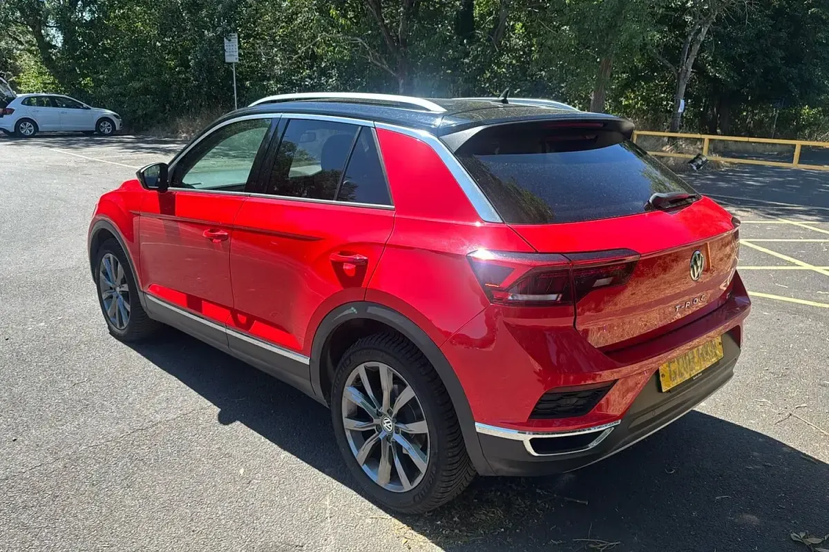 Used VW T-Roc SEL 190 HP (139 kW) 2018 Red SUV