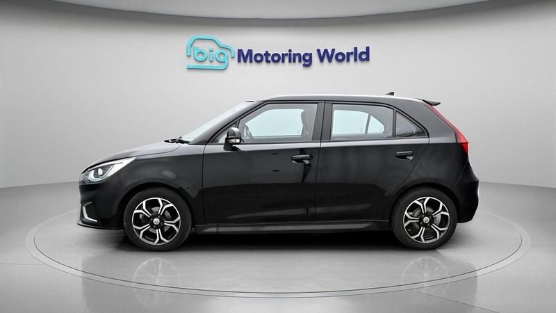 Used MG MG3 Exclusive 105 HP (77 kW) 2023 Black Hatchback