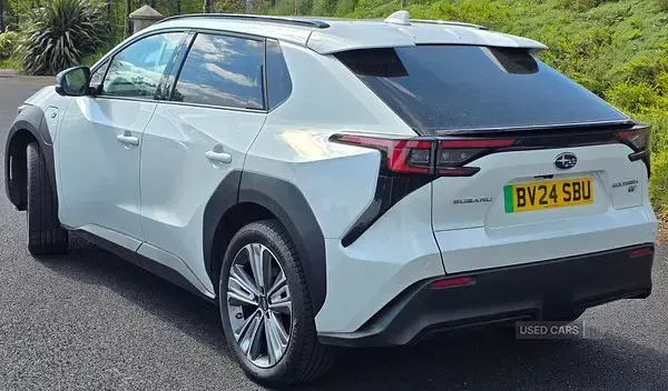Begagnad Subaru Solterra 150 kW (204 HK) 2024 Vit SUV