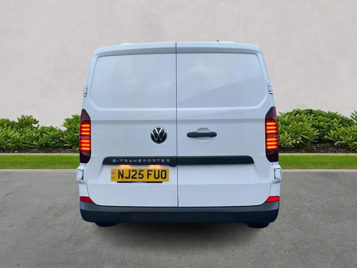 Used VW T7 100 kW (136 HP) 2025 White Van
