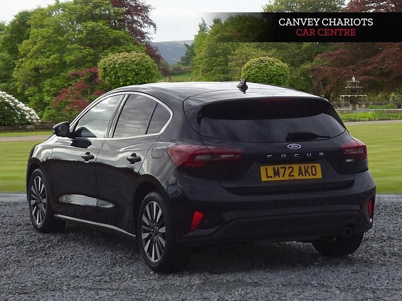 Used Ford Focus Titanium 125 HP (91 kW) 2022 Black Hatchback