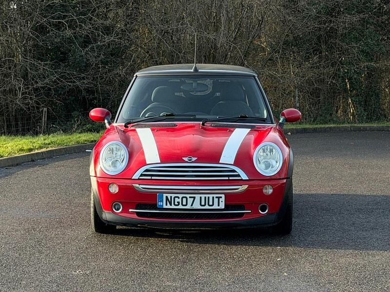 Used Mini ONE 2007 Red Hatchback