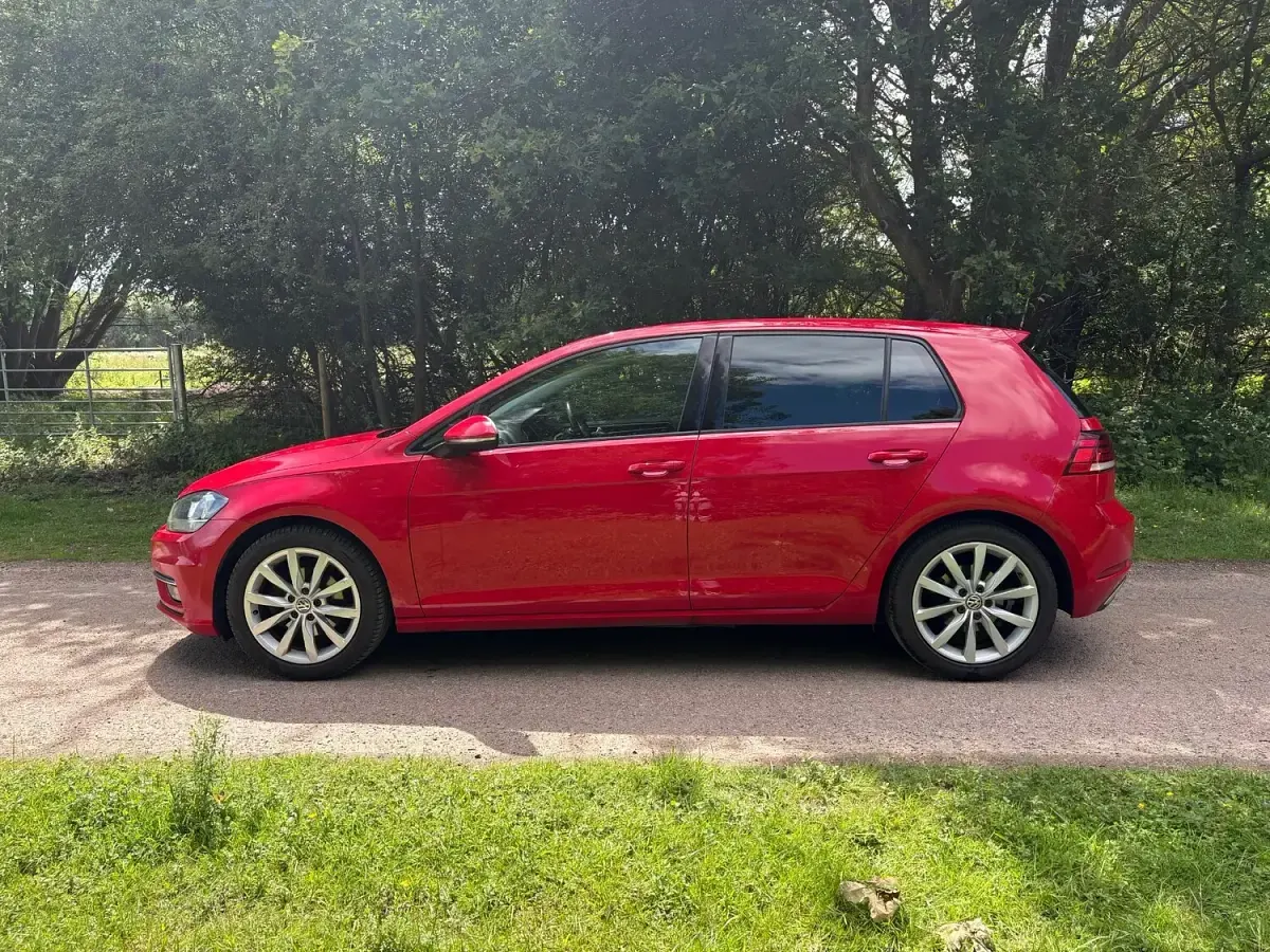 Used VW Golf VII GT 150 HP (110 kW) 2018 Red Hatchback
