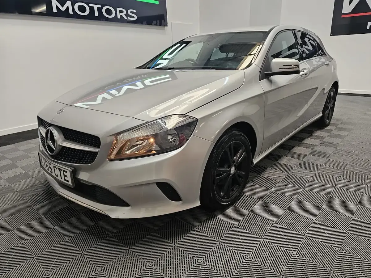 Used Mercedes A180 SE 109 HP (80 kW) 2016 Silver Hatchback