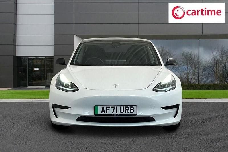 Used Tesla Model 3 Standard Range Plus 366 kW (498 HP) 2021 White Sedan