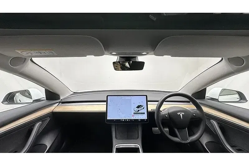 Used Tesla Model 3 Performance 461 kW (627 HP) 2021 White Sedan