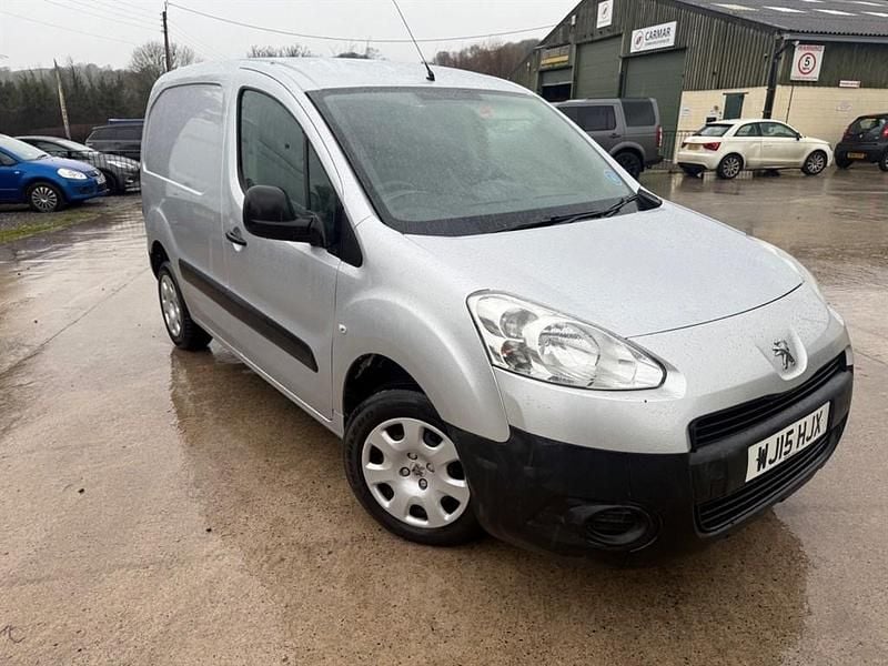 Silver Used 2015 Peugeot Partner MPV | £2,945 (Fair price) - Image 1/4