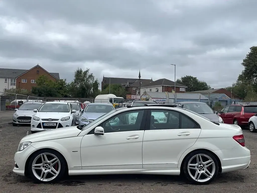 Usado Mercedes C220 2011 Branco Sedan