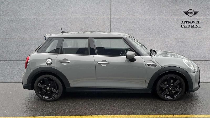 Used Mini Cooper S Classic 176 HP (129 kW) 2022 Grey Hatchback