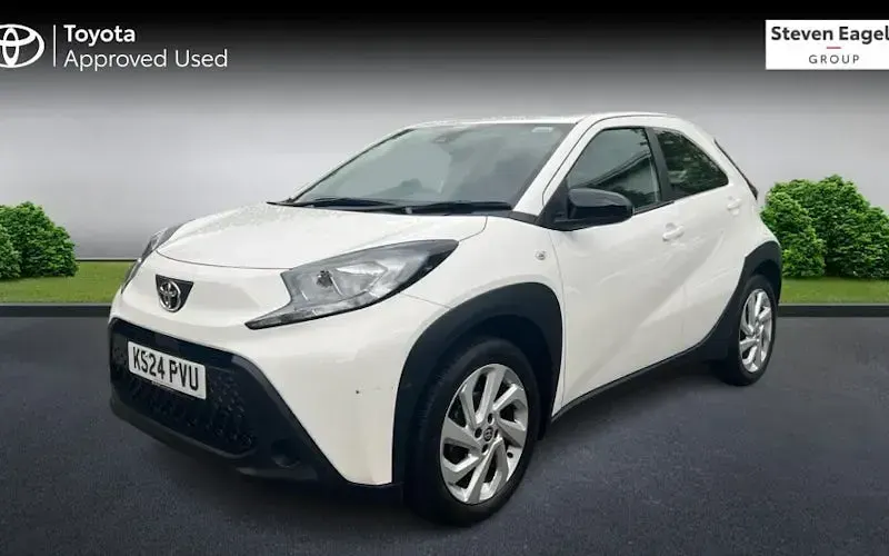 Used Toyota Aygo X PURE 72 HP (52 kW) 2025 SUV