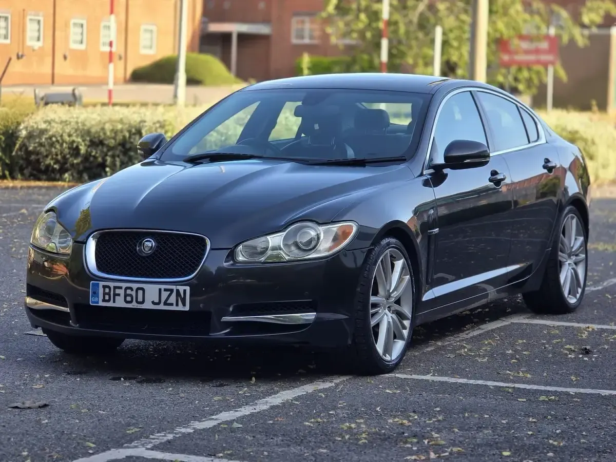 Used Jaguar XF Premium Luxury 2010 Grey Sedan