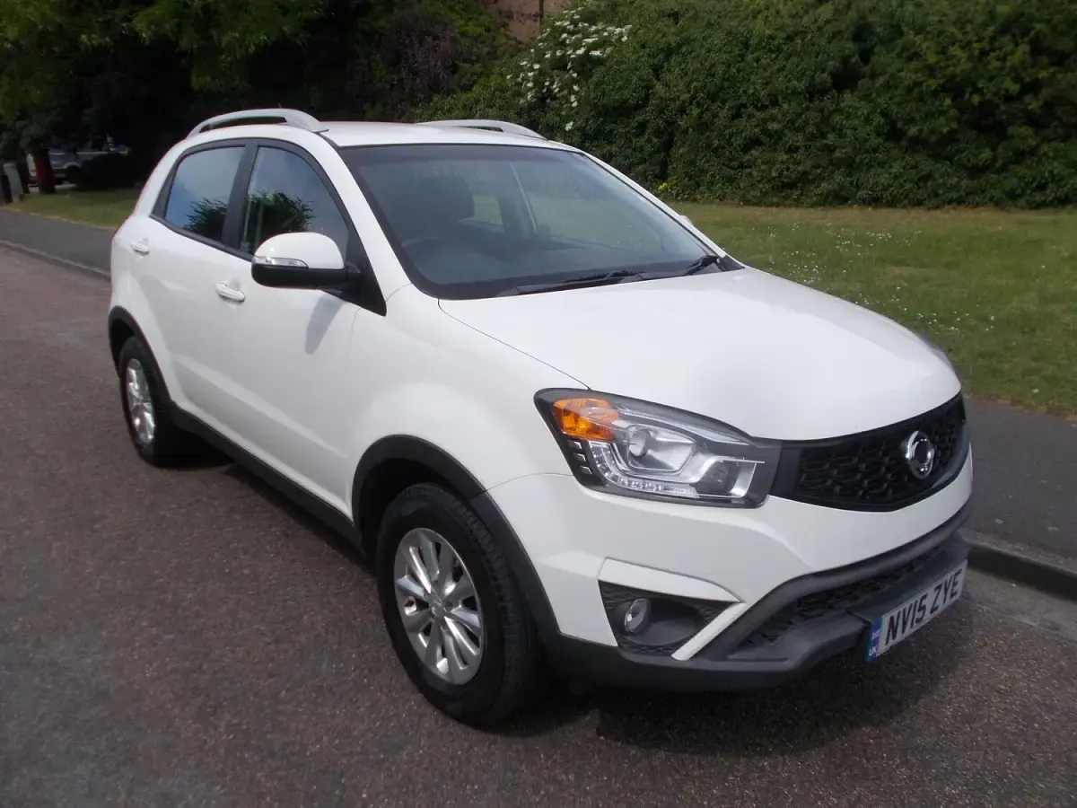 Used SsangYong Korando 146 HP (107 kW) 2015 White SUV