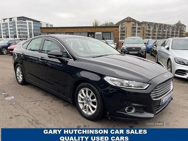 Black Used 2016 Ford Mondeo Zetec Hatchback | £6,495 (A bit pricey) - Image 1/4