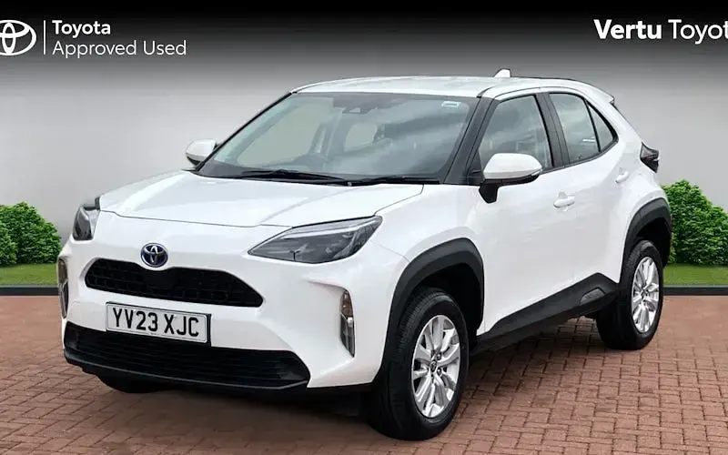 Used Toyota Yaris Hybrid 116 HP (85 kW) 2026 Estate