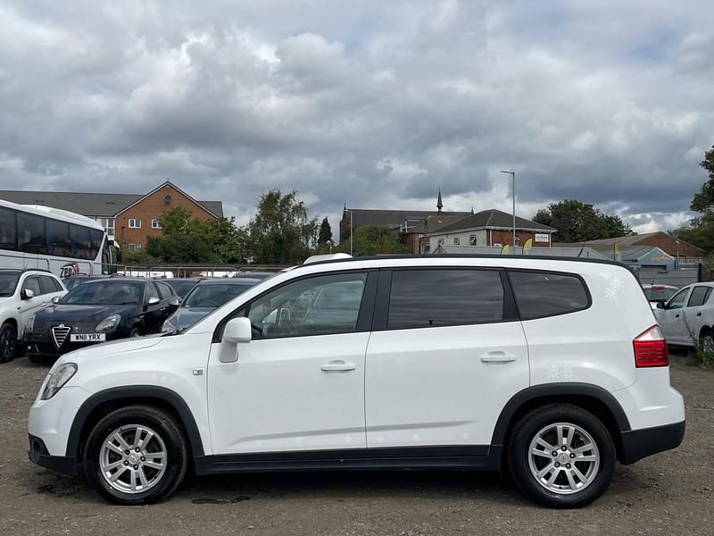 Used Chevrolet Orlando LT 141 HP (103 kW) 2013 White MPV