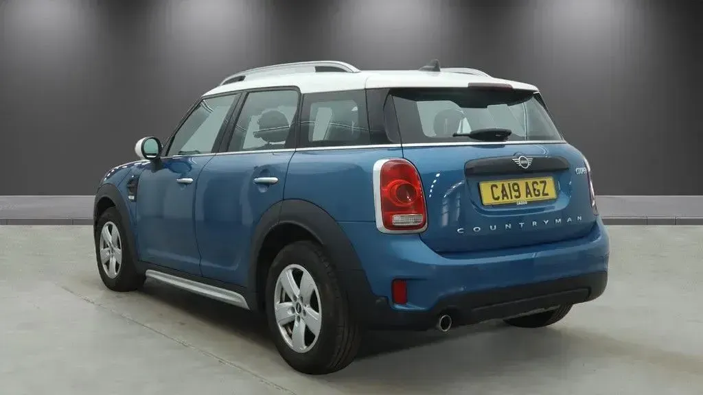 Used Mini Cooper Countryman Classic 136 HP (100 kW) 2019 Blue SUV