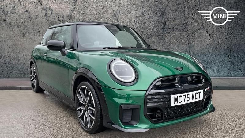 Used Mini Cooper Hatch 113 kW (154 HP) 2026 Green Hatchback