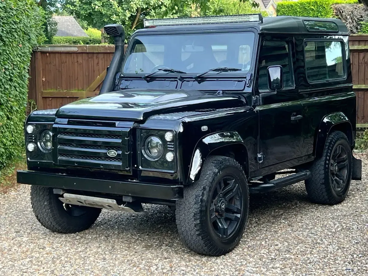 Used Land Rover Defender 2003 Black Estate