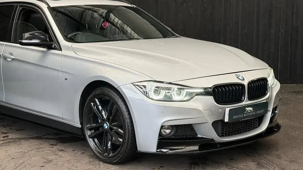 Used BMW 320 M Sport 2019 Silver Estate