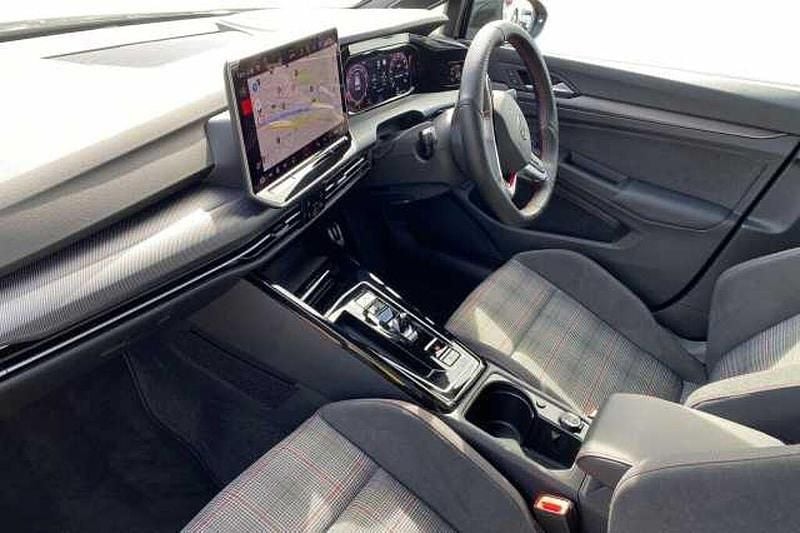 Used VW Golf VIII GTI 265 HP (194 kW) 2026