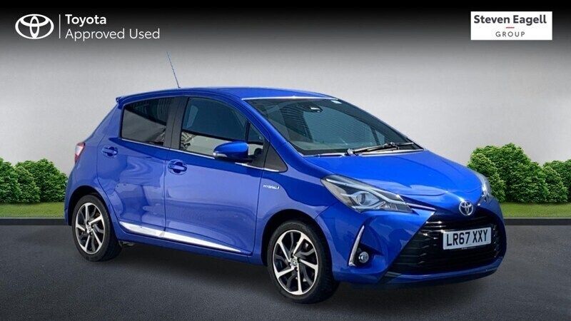 Blue Used 2017 Toyota Yaris Hybrid Hatchback | £13,099 (Fair price) - Image 1/2