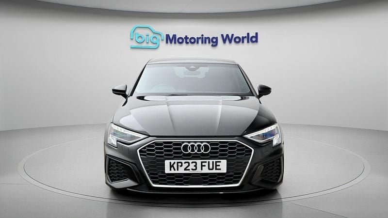 Begagnad Audi A3 S-Line 148 HK (108 kW) 2023 Sedan