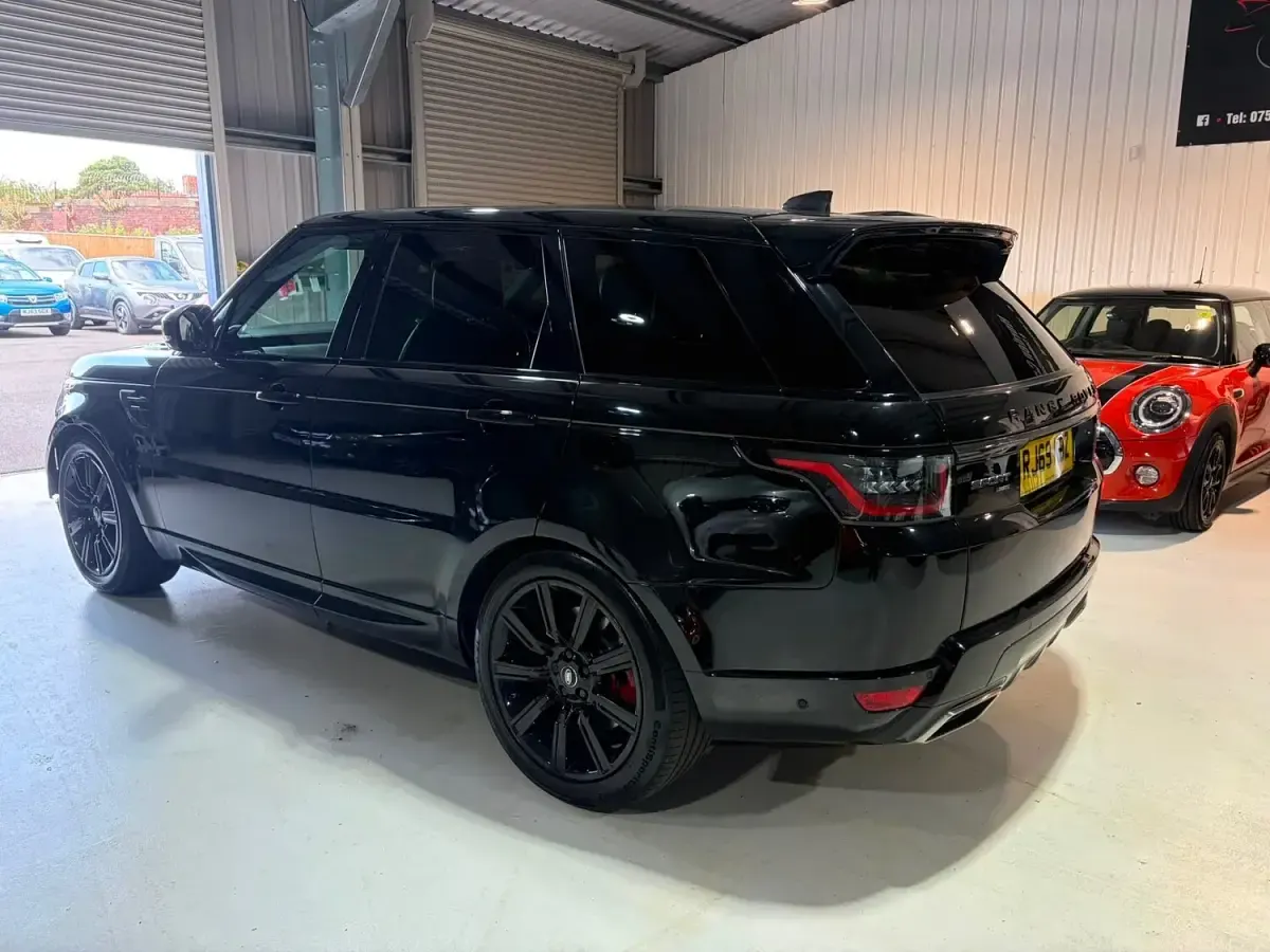 Used Land Rover Range Rover Sport 400 HP (294 kW) 2019 Black SUV