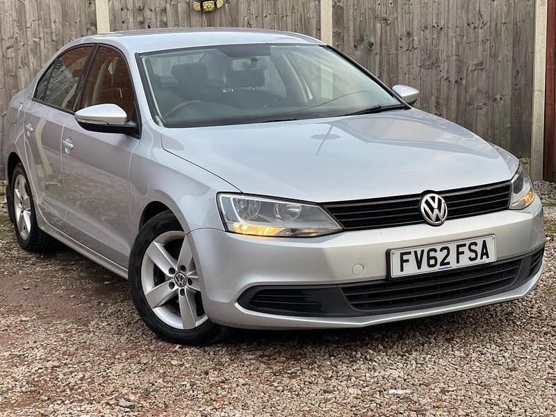 Silver Used 2012 VW Jetta SE Sedan | £3,999 (Fair price) - Image 1/4