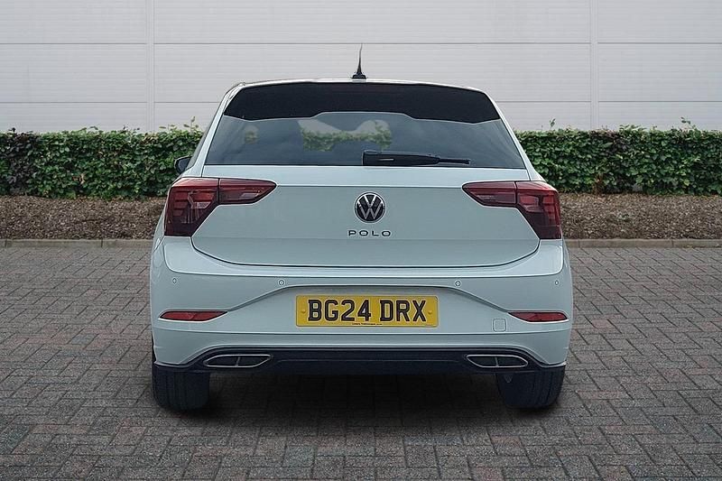 Used VW Polo R-line 95 HP (69 kW) 2024 White Hatchback