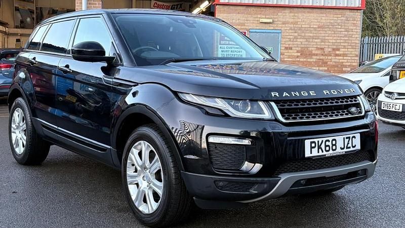 Used Land Rover Range Rover evoque SE 2018 Black Estate