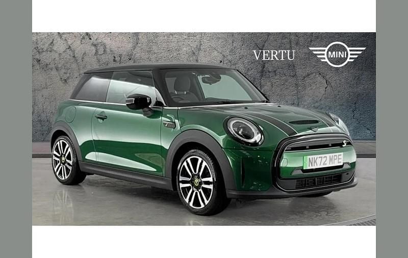 Green Used 2022 Mini Cooper S Level 2 Hatchback | £16,522 (Fair price) - Image 1/4