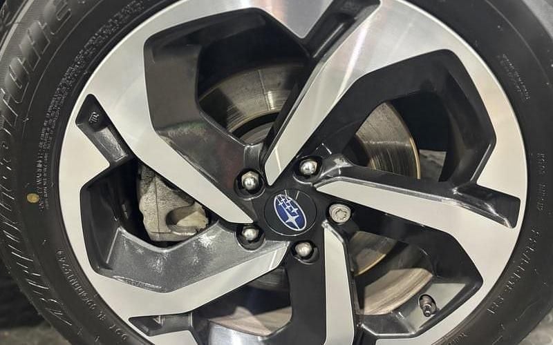 Used Subaru Forester Premium 150 HP (110 kW) 2024 Silver SUV