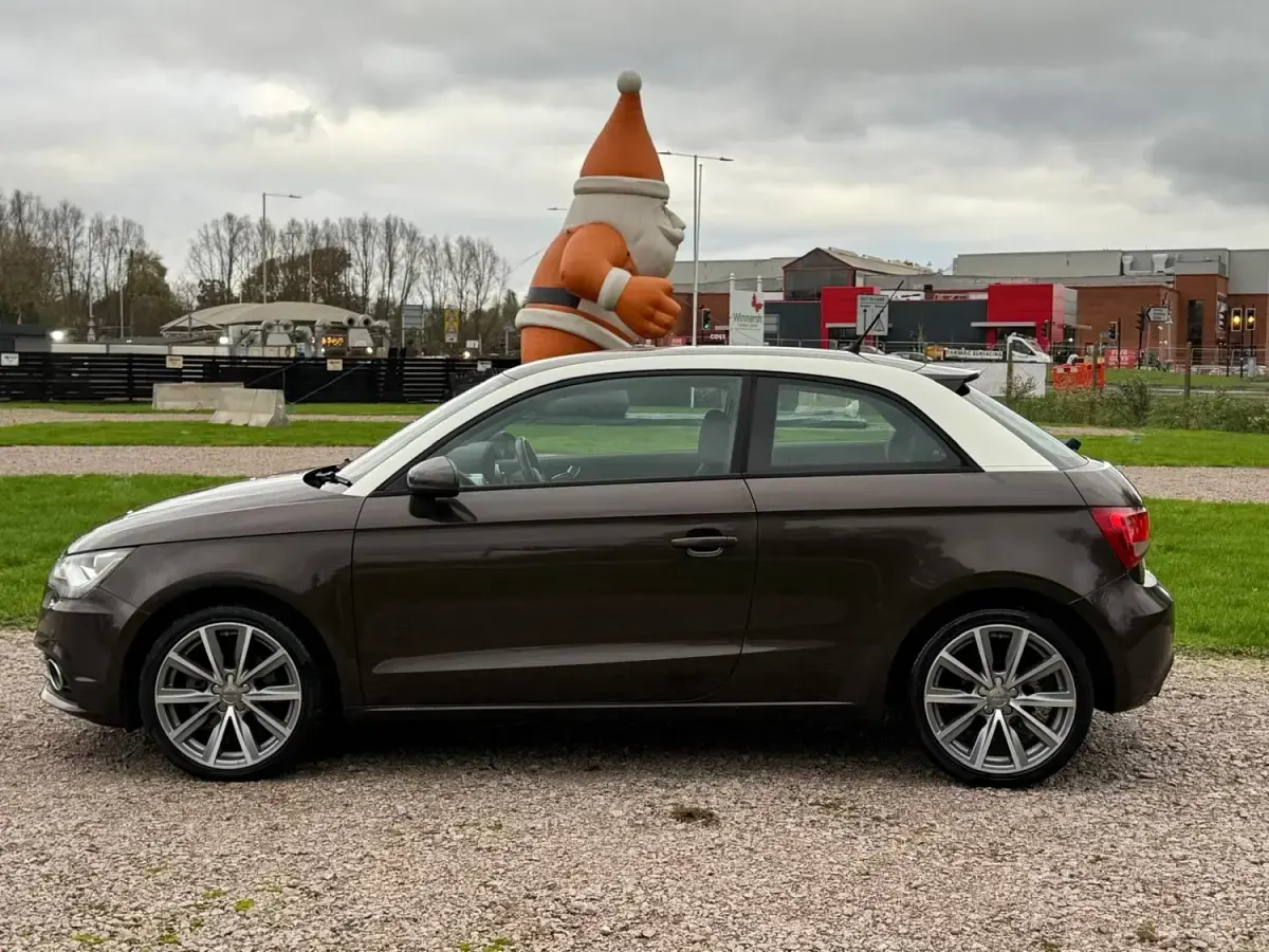 Begagnad Audi A1 Sport 2011 Brun Halvkombi