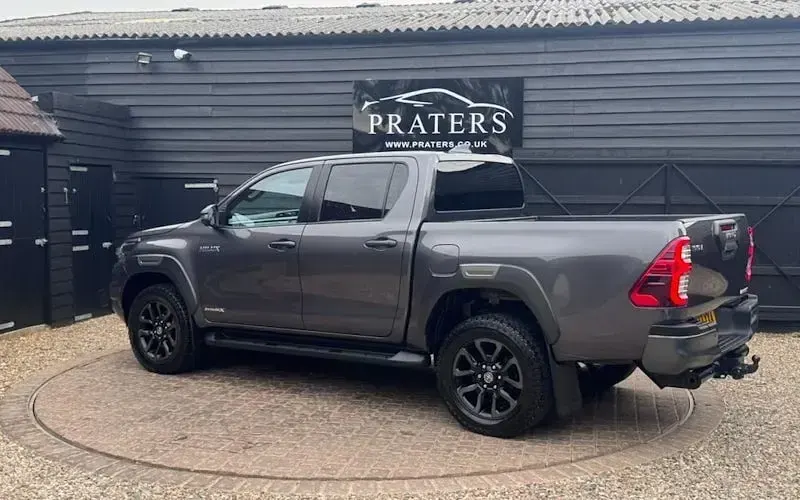 Used Toyota HiLux 204 HP (150 kW) 2026 Pickup