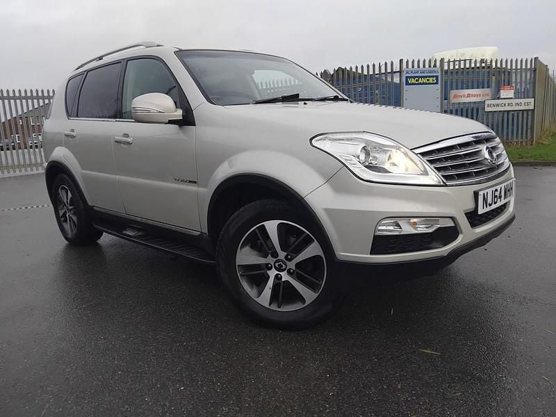 Used Ssangyong (KGM) Rexton 2014 White SUV