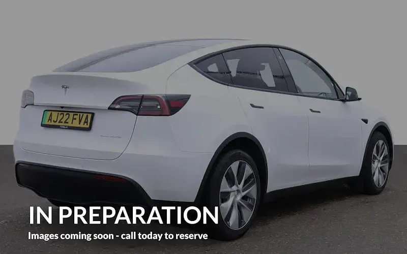 Used Tesla Model Y Long Range AWD 286 kW (389 HP) 2025 SUV