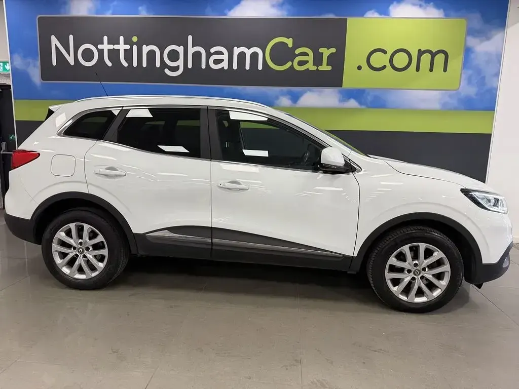 Used Renault Kadjar Dynamique 130 HP (95 kW) 2018 White SUV