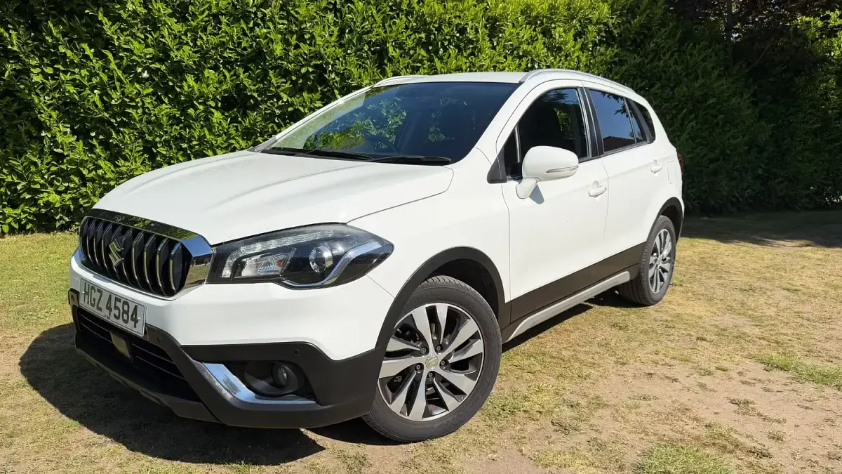 Used Suzuki SX4 SZ-T 111 HP (81 kW) 2017 White Hatchback