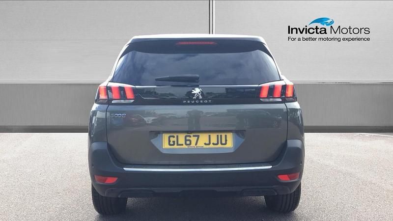Used Peugeot 5008 Allure 131 HP (96 kW) 2018 Grey SUV