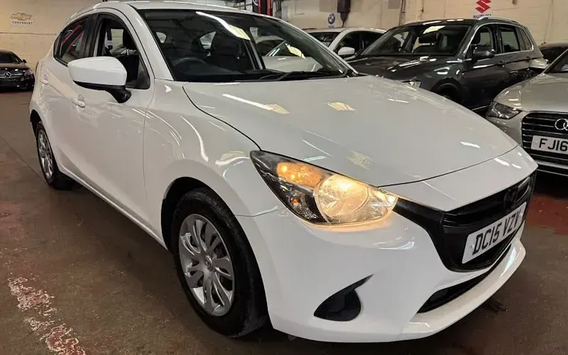 Used Mazda 2 75 HP (55 kW) 2017 Hatchback