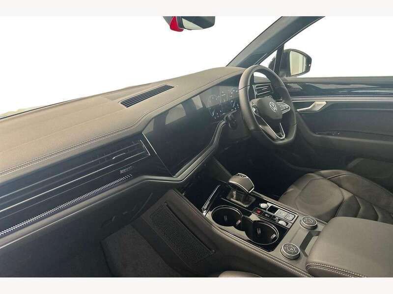 Image 2/4