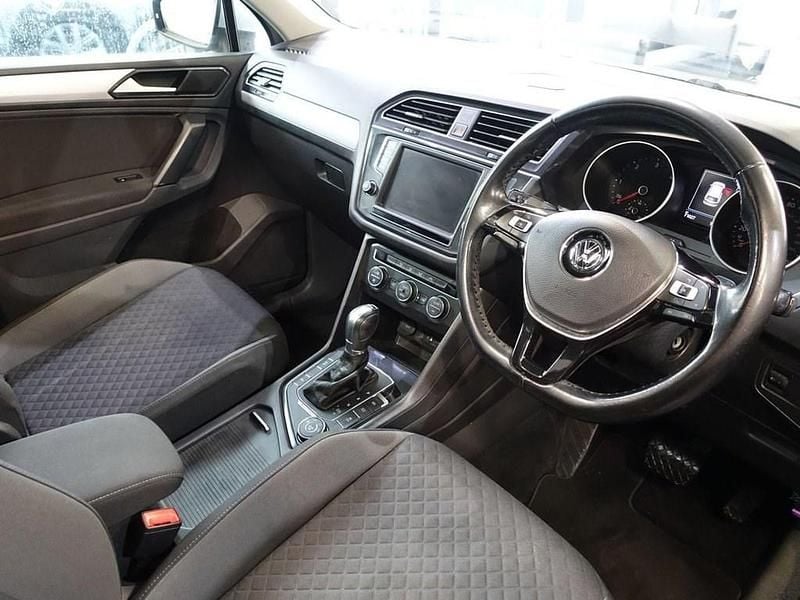 Used VW Tiguan SE 150 HP (110 kW) 2017 Silver SUV