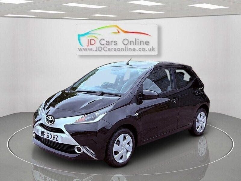 Black Used 2016 Toyota Aygo X-play Hatchback | £5,995 (Fair price) - Image 1/3