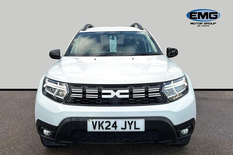 Used Dacia Duster Journey 100 HP (73 kW) 2024 White SUV