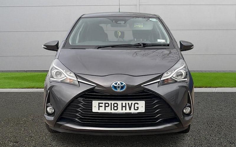 Used Toyota Yaris Hybrid 101 HP (74 kW) 2020 Hatchback