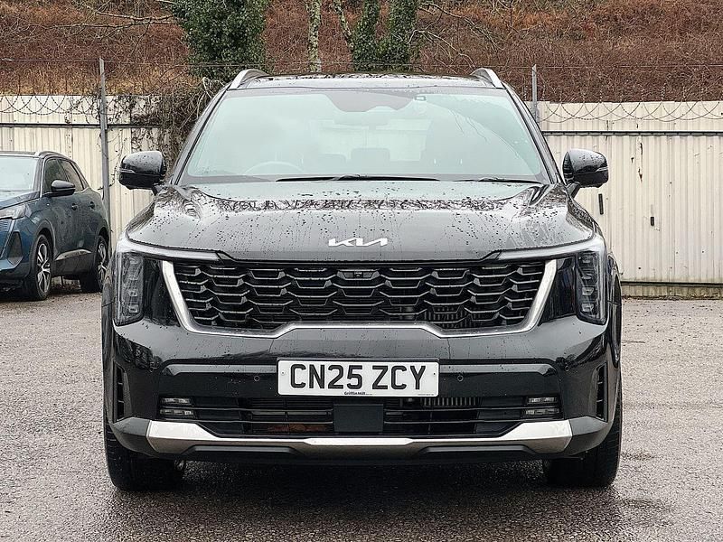 Black Used 2025 Kia Sorento SUV | £48,396 (Fair price) - Image 1/4