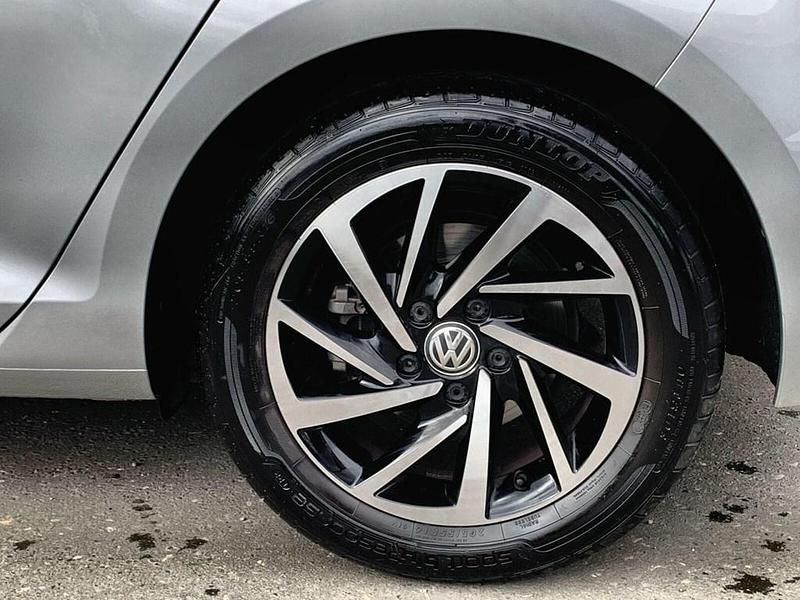 Usado VW Golf VII Match 2019 Prateado Citadino