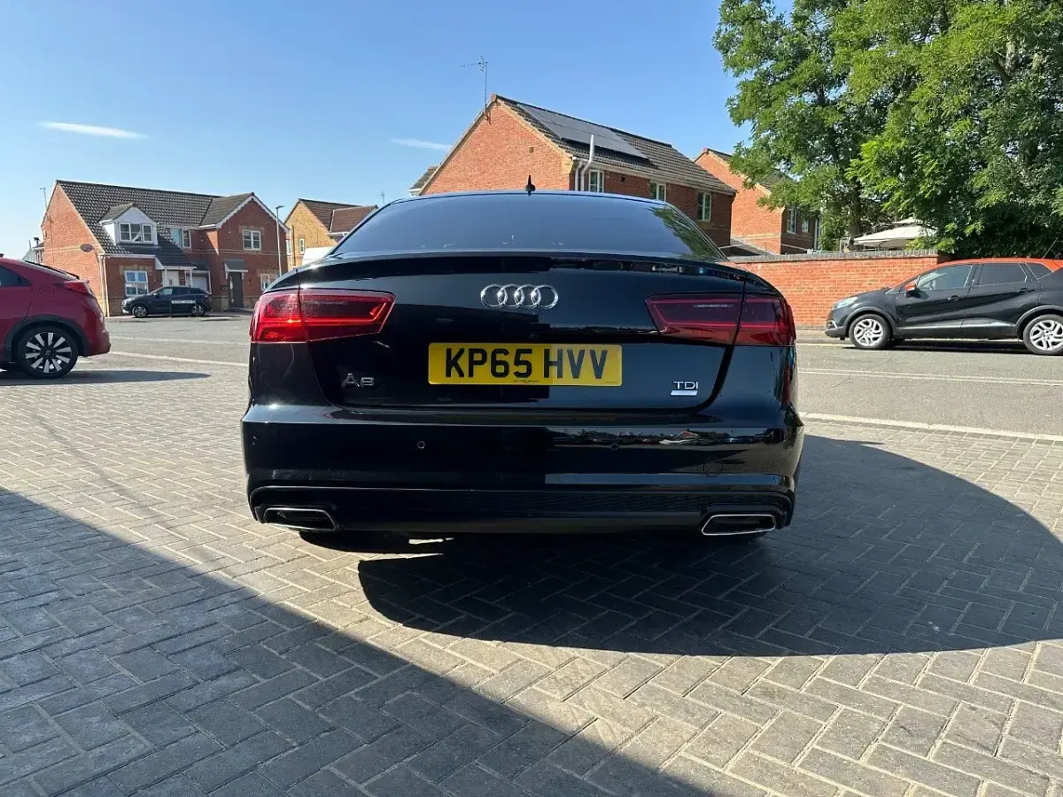 Used Audi A6 Black Edition 190 HP (139 kW) 2015 Black Sedan