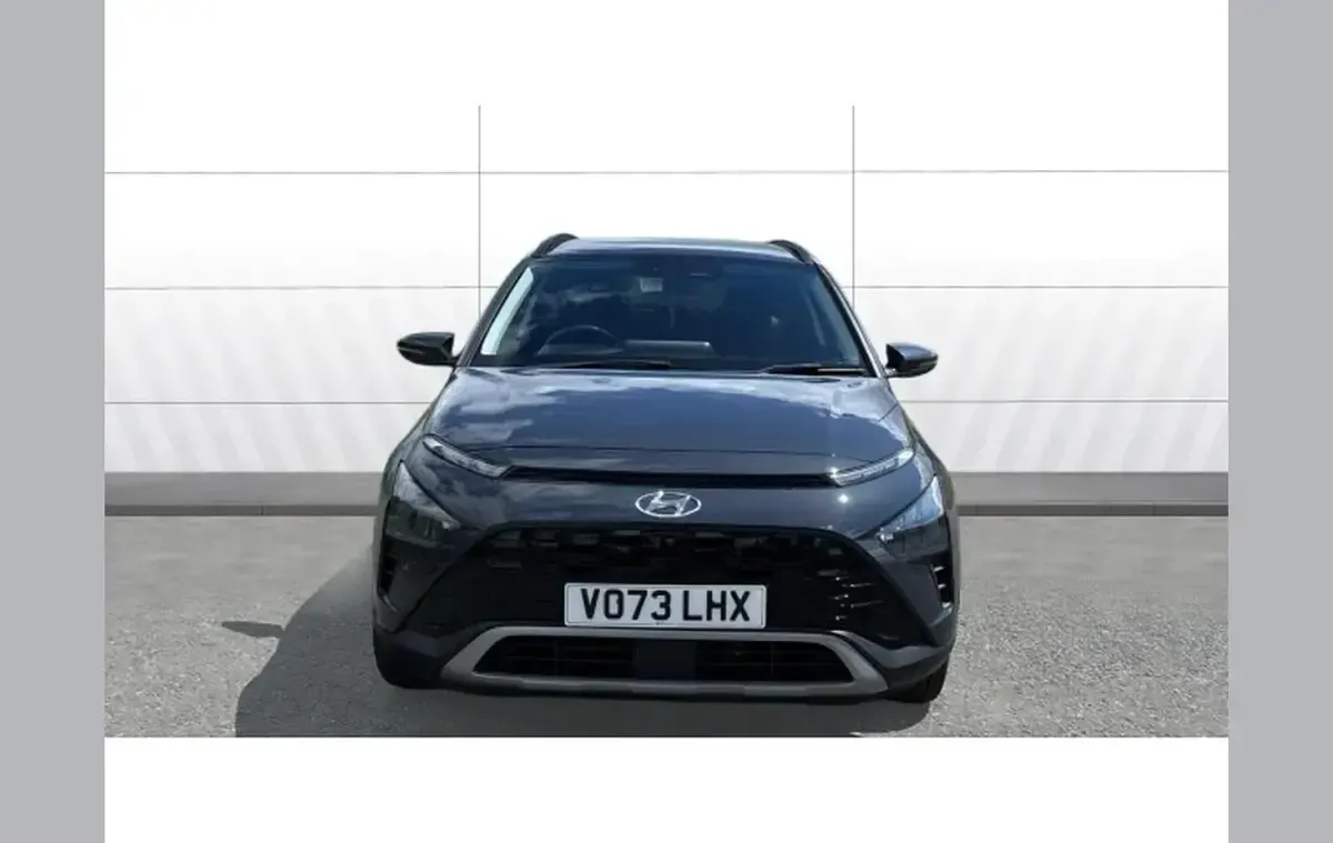 Used Hyundai Bayon Premium 99 HP (72 kW) 2023 Grey SUV